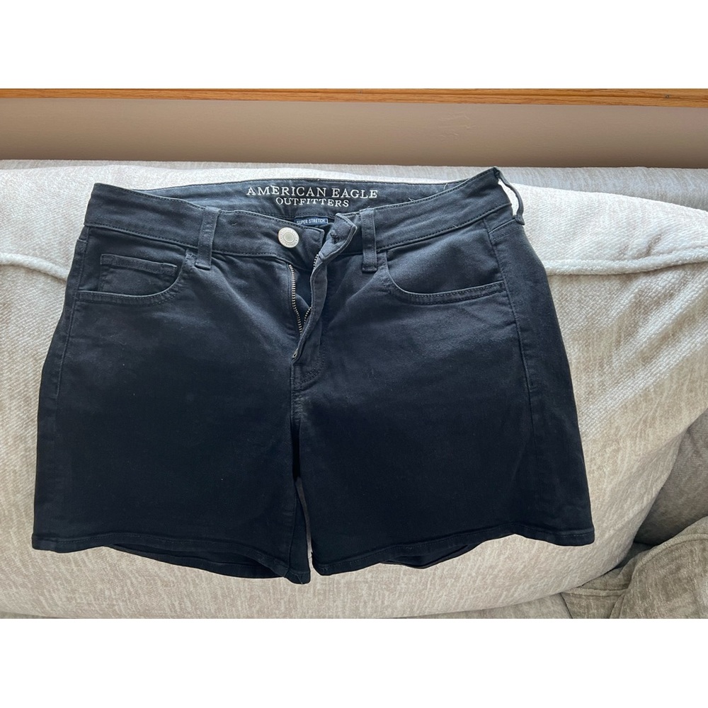 🦅American Eagle Black Shorts - Super Stretch
